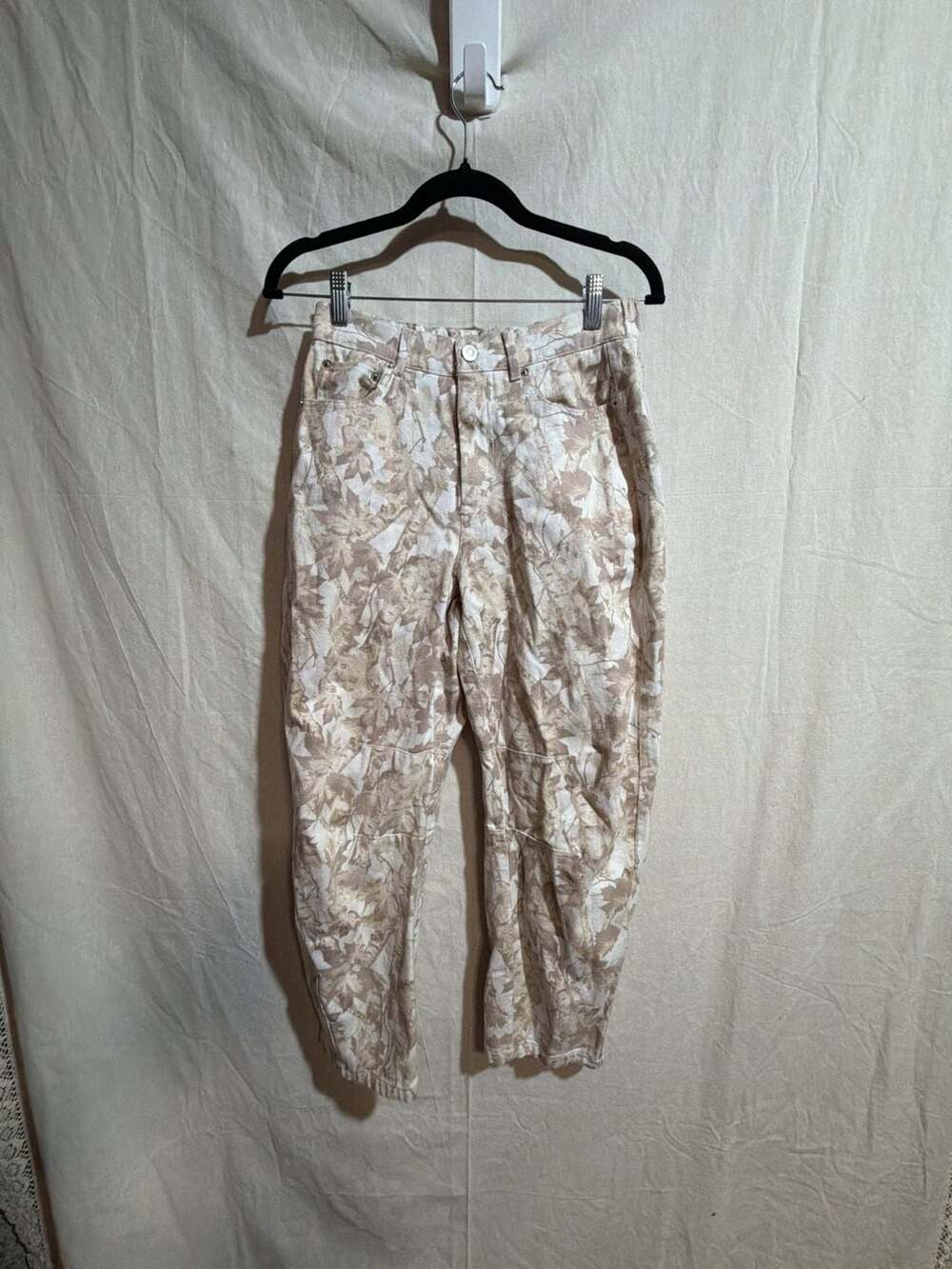 No Comment Camo Print Elastic Waist Barrel Leg Jeans